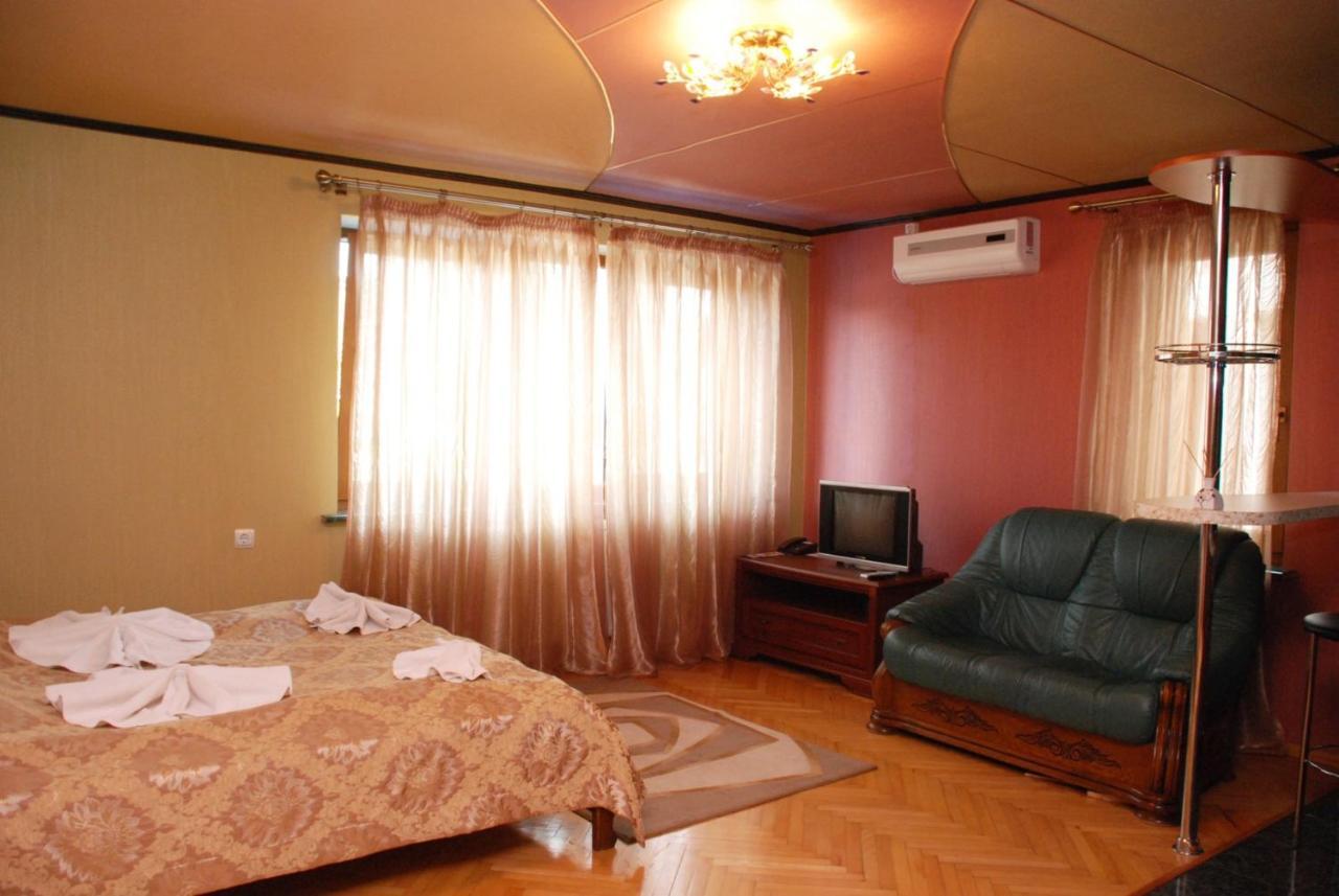 Argo Hotel Lviv Bagian luar foto