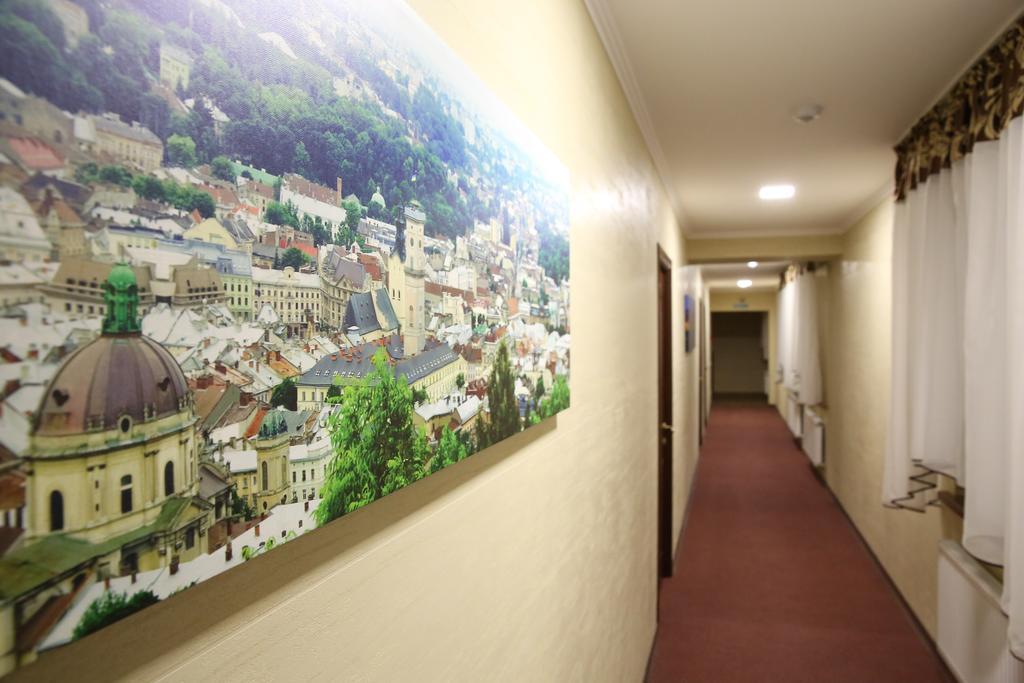 Argo Hotel Lviv Bagian luar foto