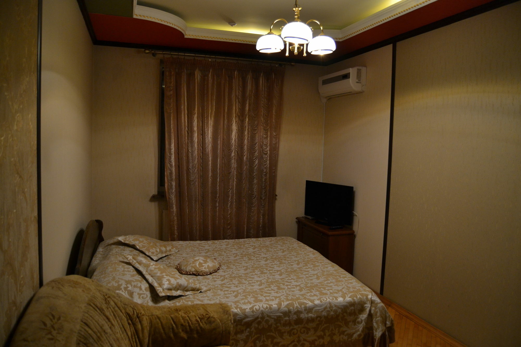 Argo Hotel Lviv Bagian luar foto