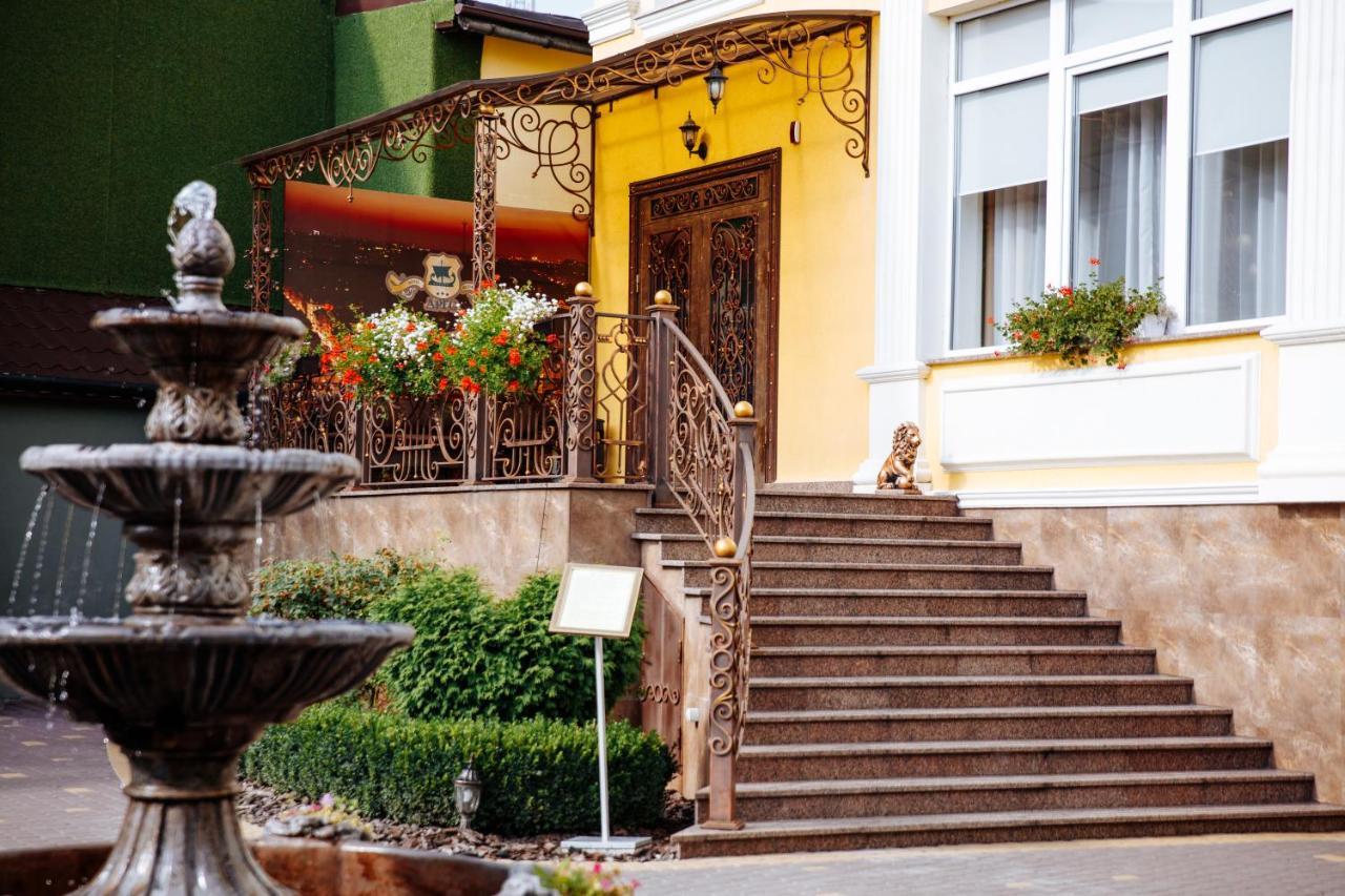 Argo Hotel Lviv Bagian luar foto