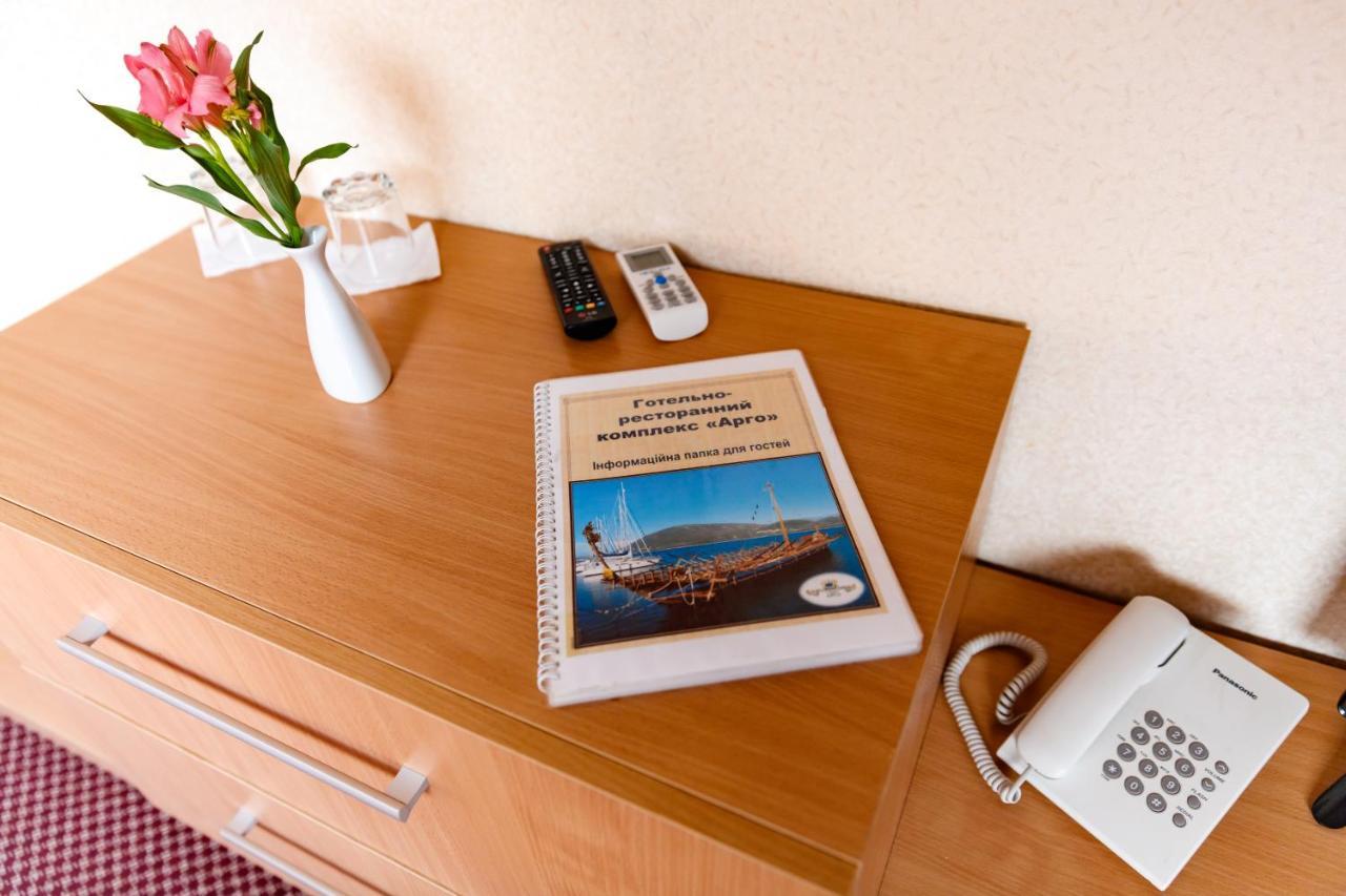 Argo Hotel Lviv Bagian luar foto